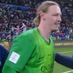 Goleiro Safonov comemorando o título do PSG sobre o Flamengo na Copa Intercontinental - 17/12/2025, Doha, Catar