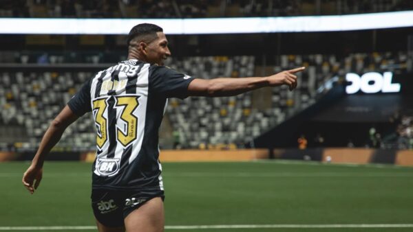 Rony alegre em campo pelo Atl&eacute;tico-MG na Arena MRV