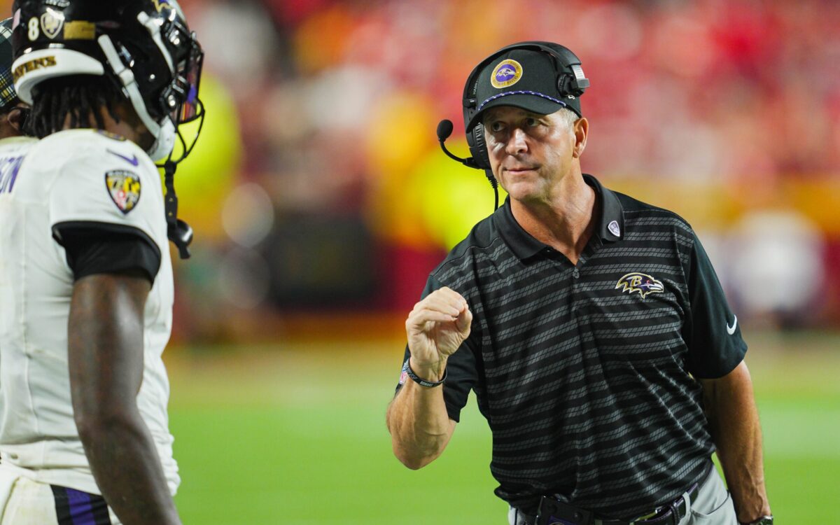 Ravens Harbaugh Vestiário Lamar Jackson