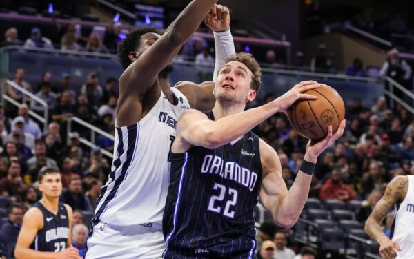Onde assistir Magic x Grizzlies pela NBA hoje (15/01)