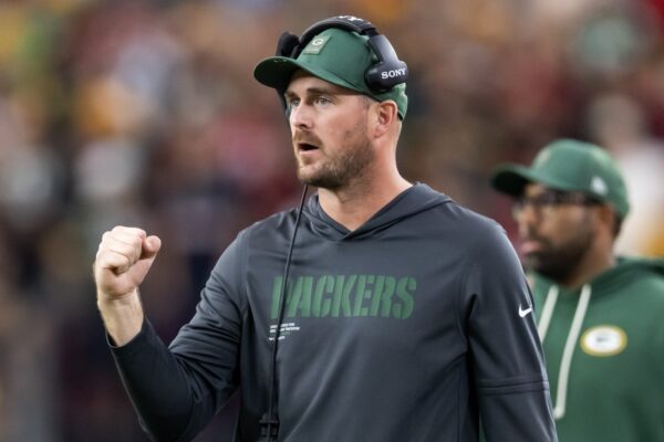Eagles contratam Sean Mannion como novo coordenador ofensivo