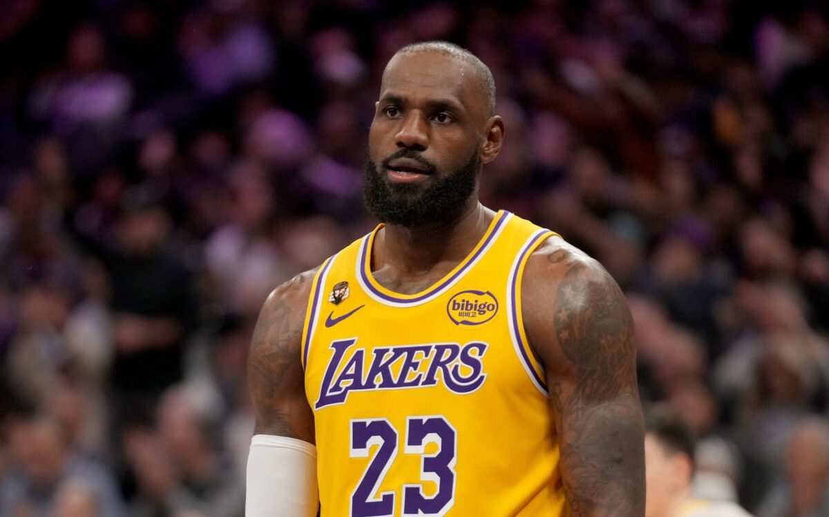 Lakers perdem 3ª seguida
