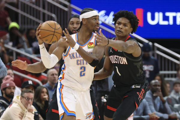 Thunder-Rockets: OKC domina último quarto e vence com folga
