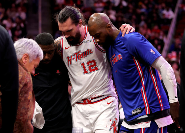 Rockets perdem Steven Adams por tempo indefinido