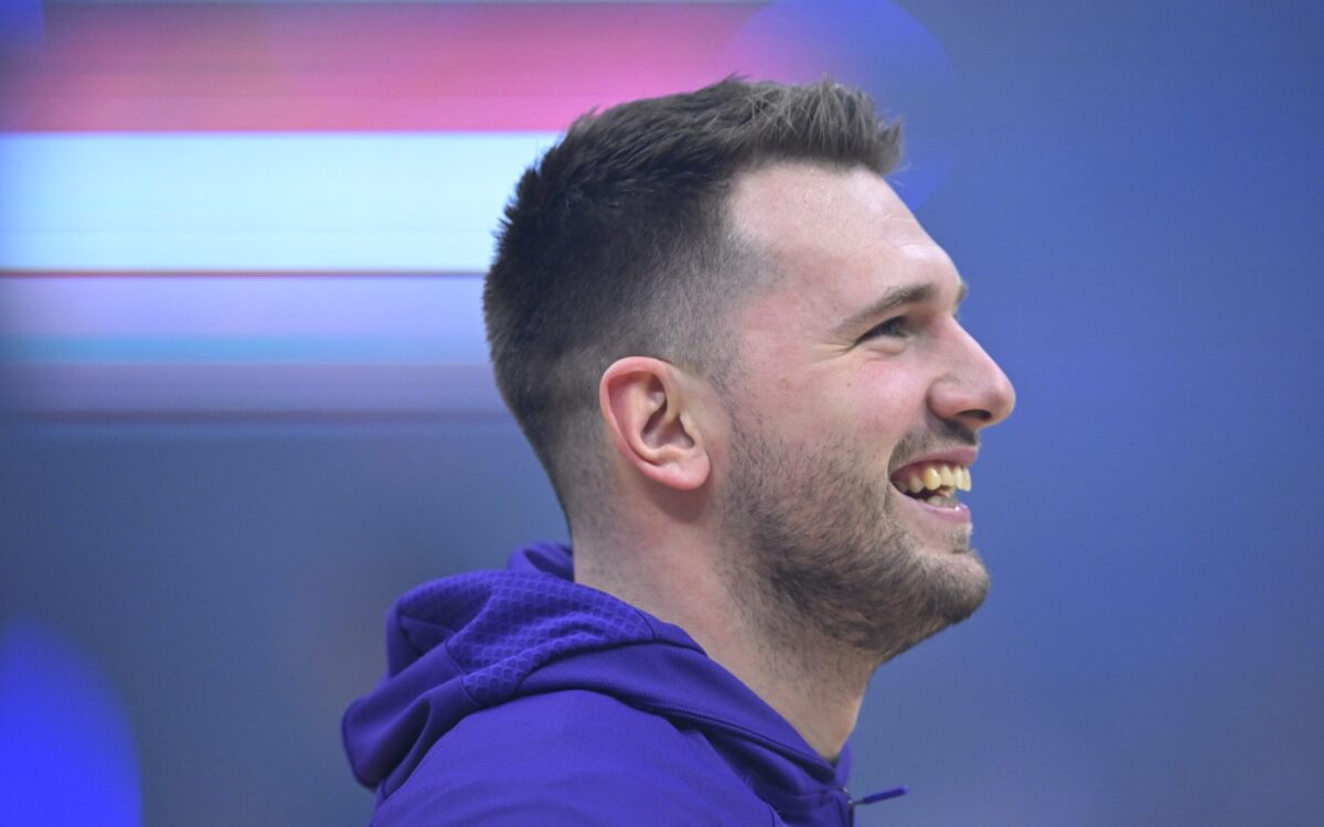 Luka Doncic joga hoje? 30/1 Lakers Wizards