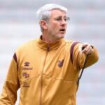Técnico do Athletico-PR, Odair Hellmann em treino do Athletico-PR - o clube está perto de contratar Luiz Gustavo, ex-volante do São Paulo