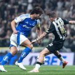 Lucas Silva e Bernard em Atlético-MG 1 x 1 Cruzeiro - Arena MRV, Brasileirão, 15/10/2025