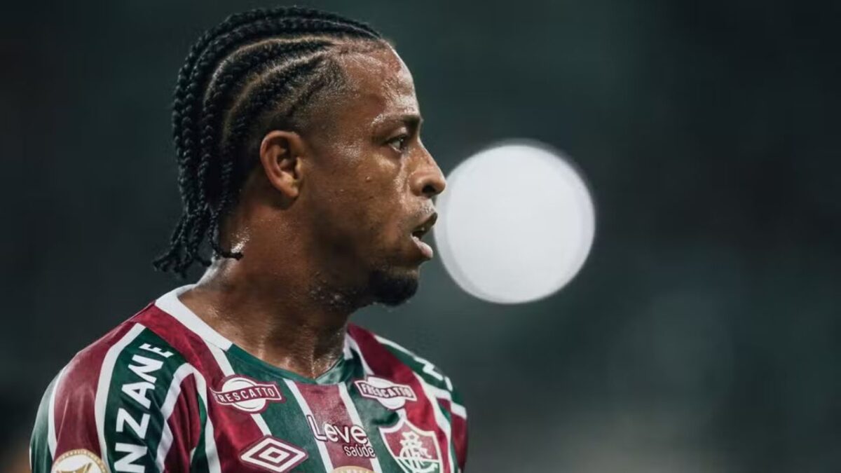 Keno em campo pelo Fluminense