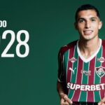 Pôster de divulgação do Fluminense para a renovação de contrato de Kevin Serna com o clube carioca- o jogador na direita com a camisa da equipe e os seguintes dizeres na esquerda "renovado 2028", em letras grandes