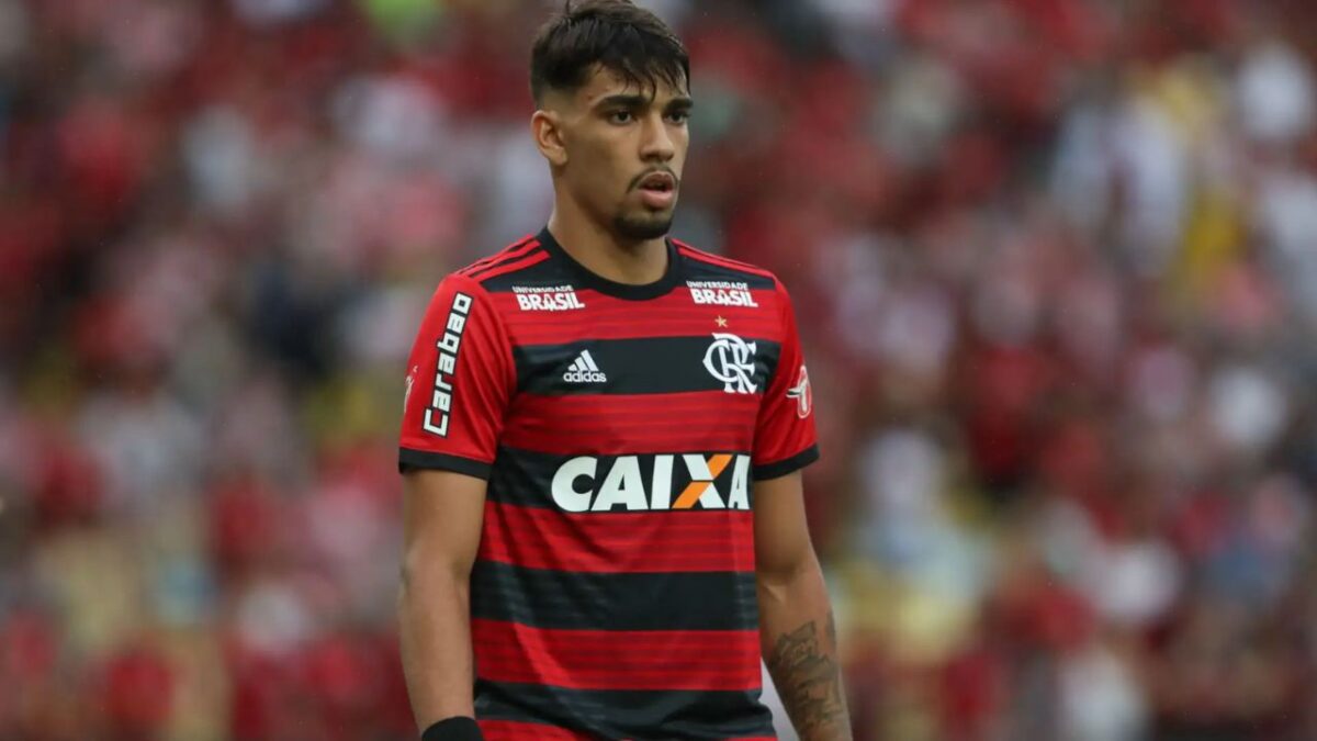 Lucas Paquetá jogando pelo Flamengo