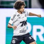Willian Arão em treino do Santos