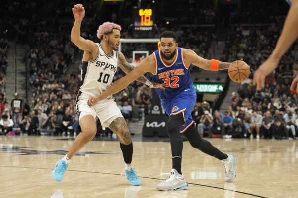 Knicks fecham a contratação de Jeremy Sochan