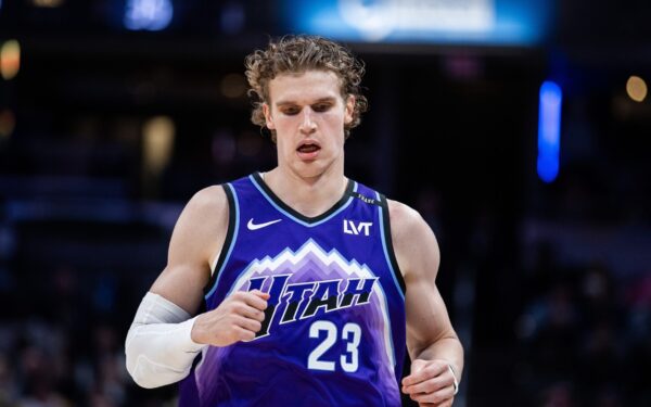 Lauri Markkanen desfalca o Jazz por no mínimo 2 semanas com lesão no quadril
