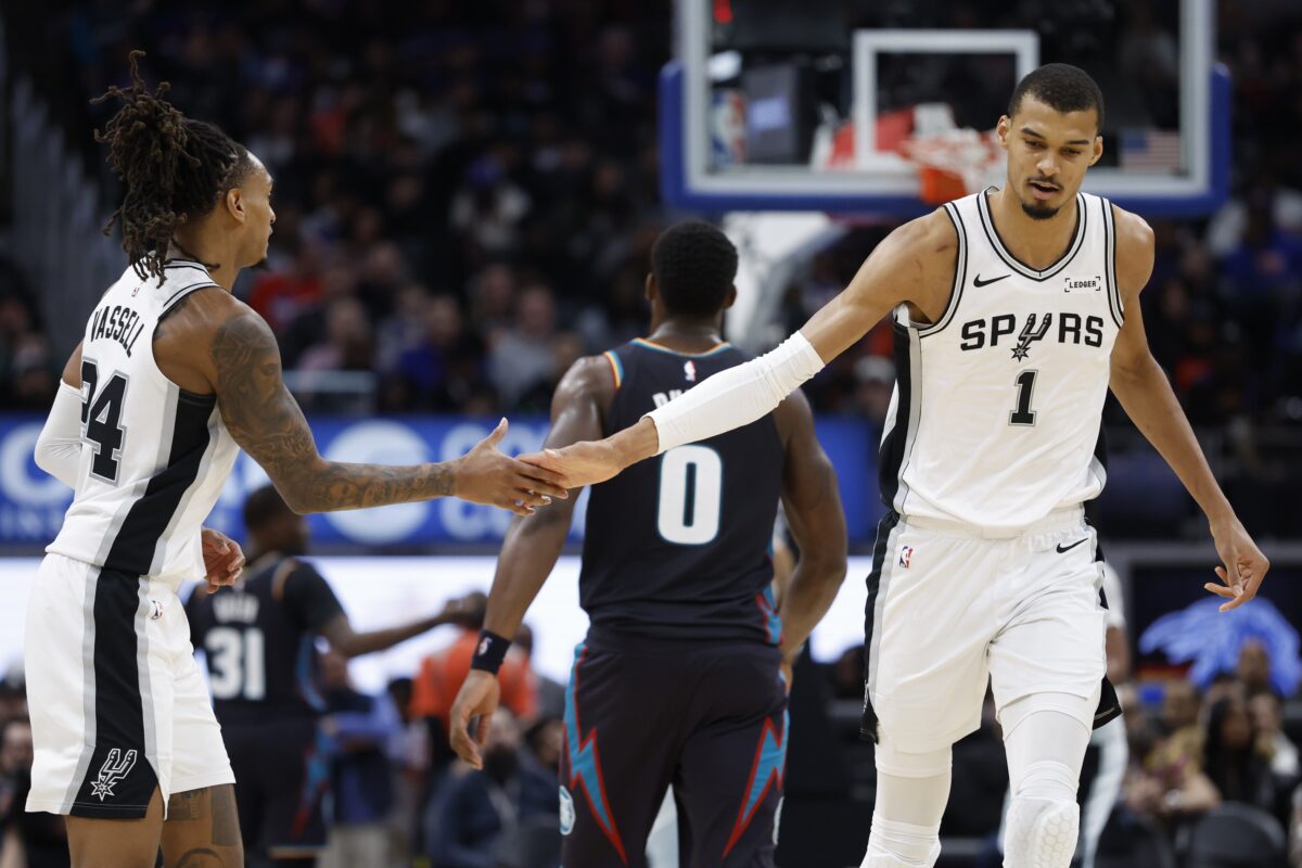 Spurs Pistons NBA