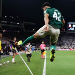 Flaco López chutando a bandeirinha de escanteio do Corinthians - Campeonato Paulista (08/02/2026)