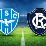 Escudos de Paysandu (esquerda) e Remo (direita) em um fundo verde de gramado de futebol com os contornos brancos das linhas